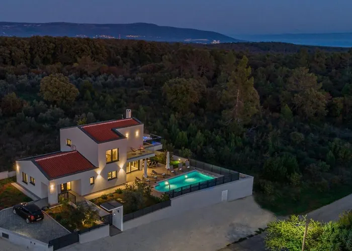 Villa Izabel With Hot Whirpool