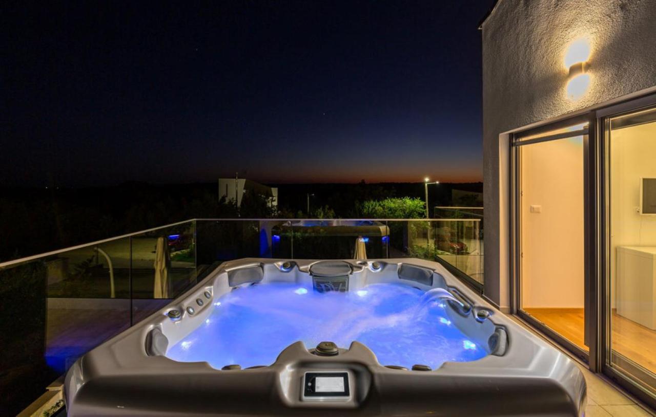 Villa Izabel With Hot Whirpool *